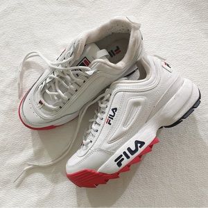 Women’s 6 Fila Disruptors (Red and Navy)